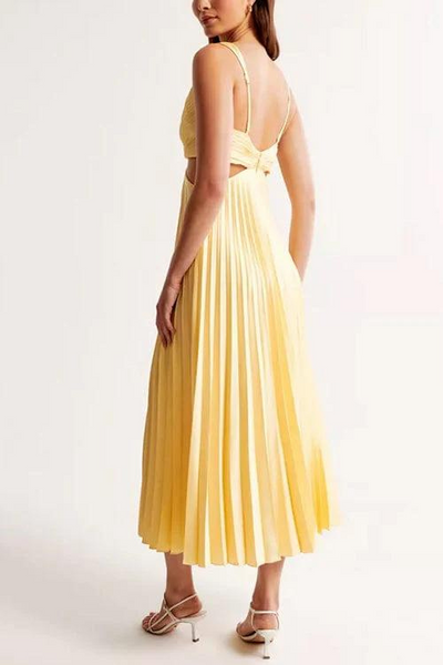 Lanni - Pleated dress with neckline